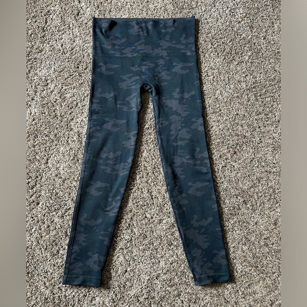 Spanx Tummy Control Leggings